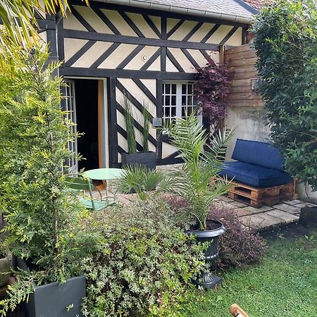 مبيت وإفطار تروفيي سور مير Manoir De La Croix-Sonnet المظهر الخارجي الصورة