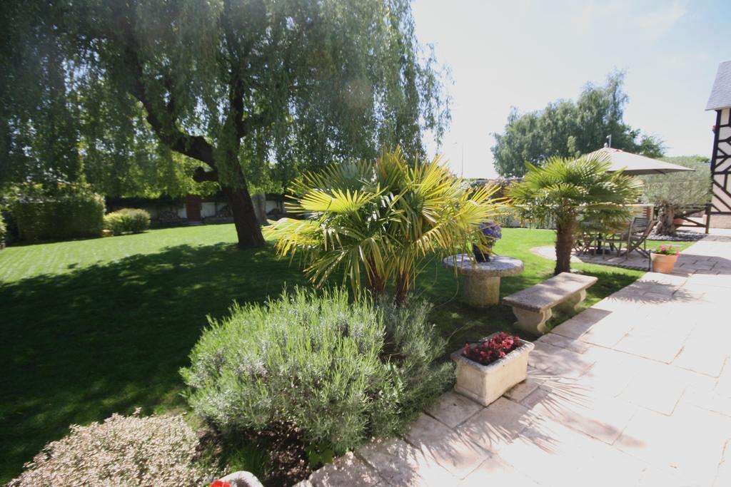 مبيت وإفطار تروفيي سور مير Manoir De La Croix-Sonnet المظهر الخارجي الصورة
